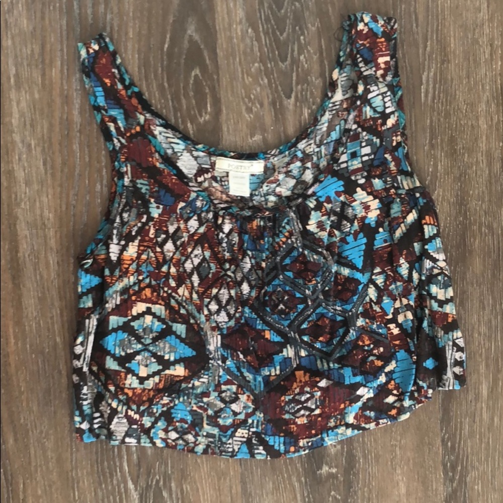 Crop top